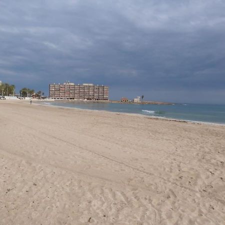 Modern Apartment In Torrevjea 200M From The Loccos Beach Torrevieja Exterior foto